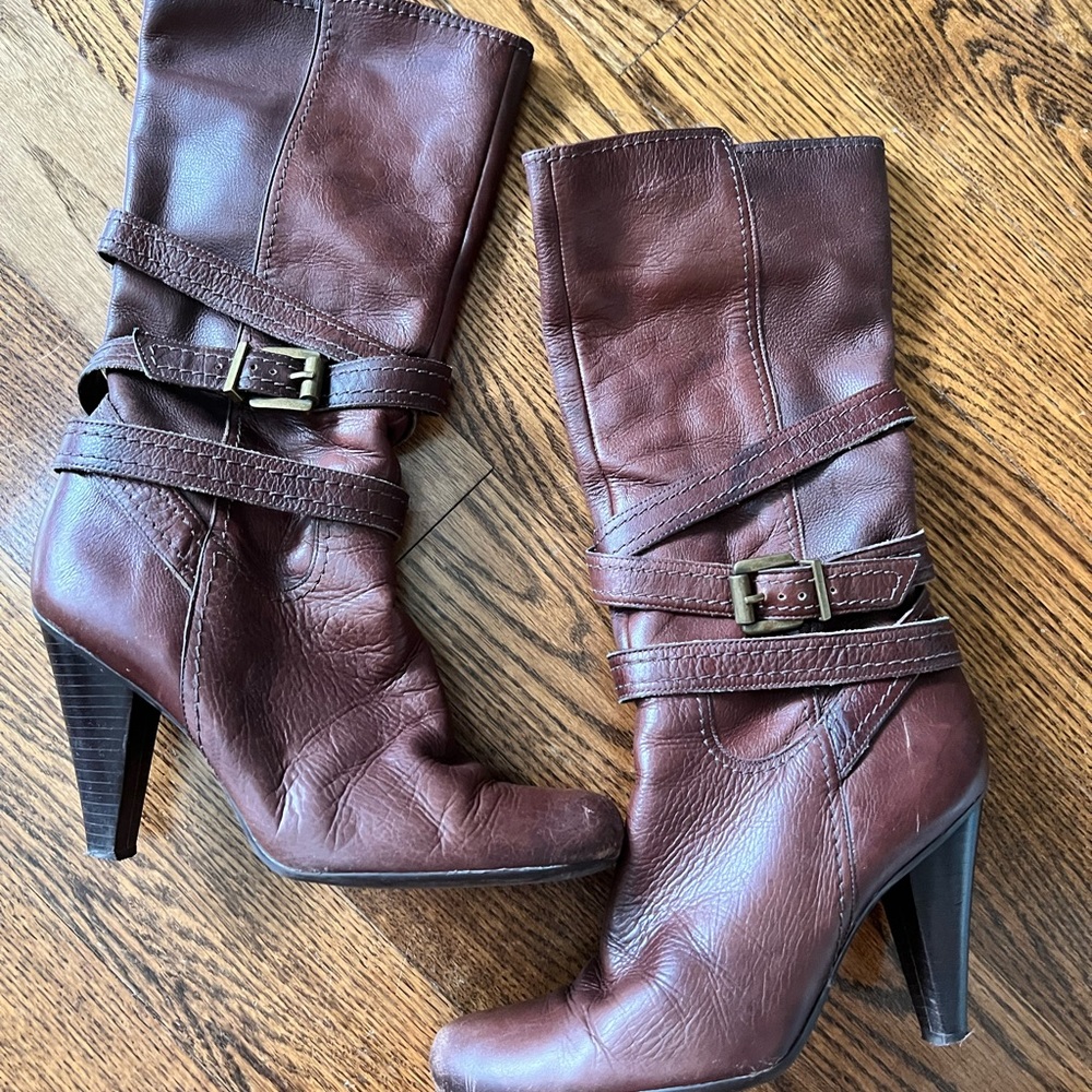 BCBGirls Brown Leather wrap, mid calf boots, size 7.5, EUC